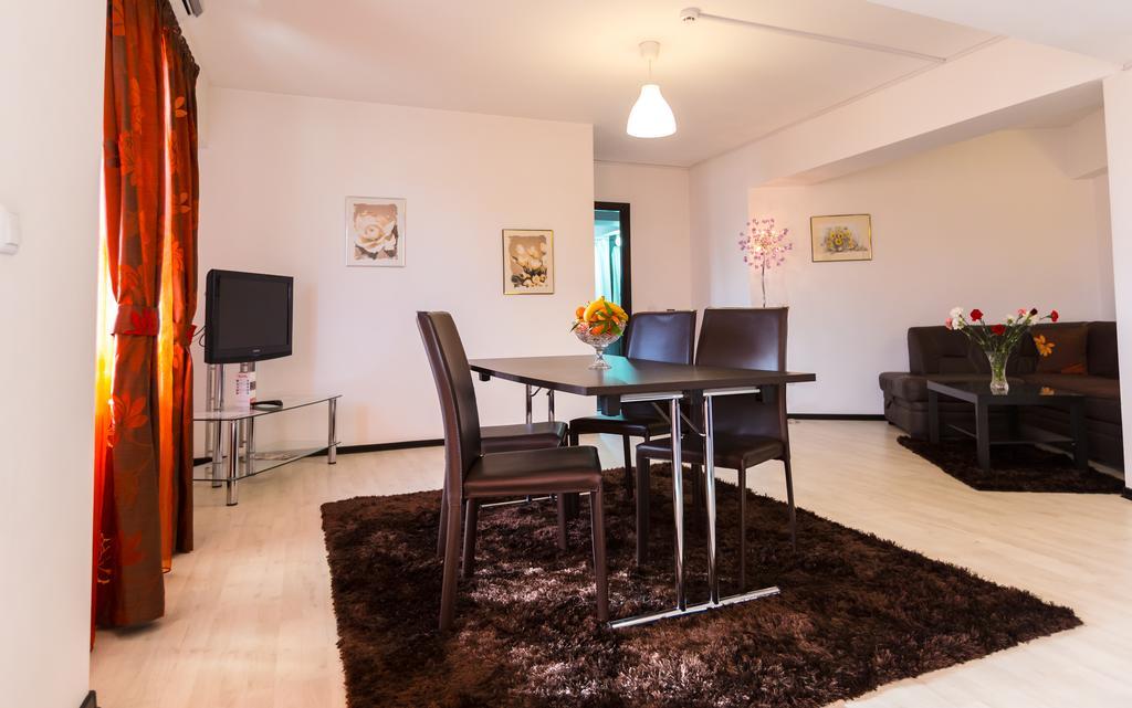 Il Primo Apartments Jassy Zewnętrze zdjęcie