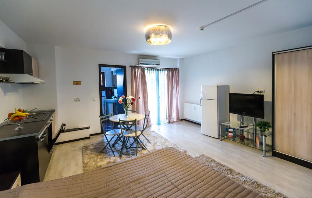 Il Primo Apartments Jassy Zewnętrze zdjęcie