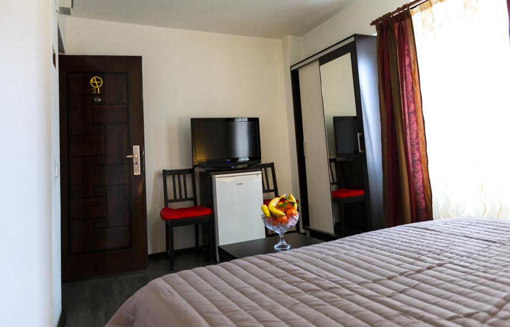 Il Primo Apartments Jassy Zewnętrze zdjęcie