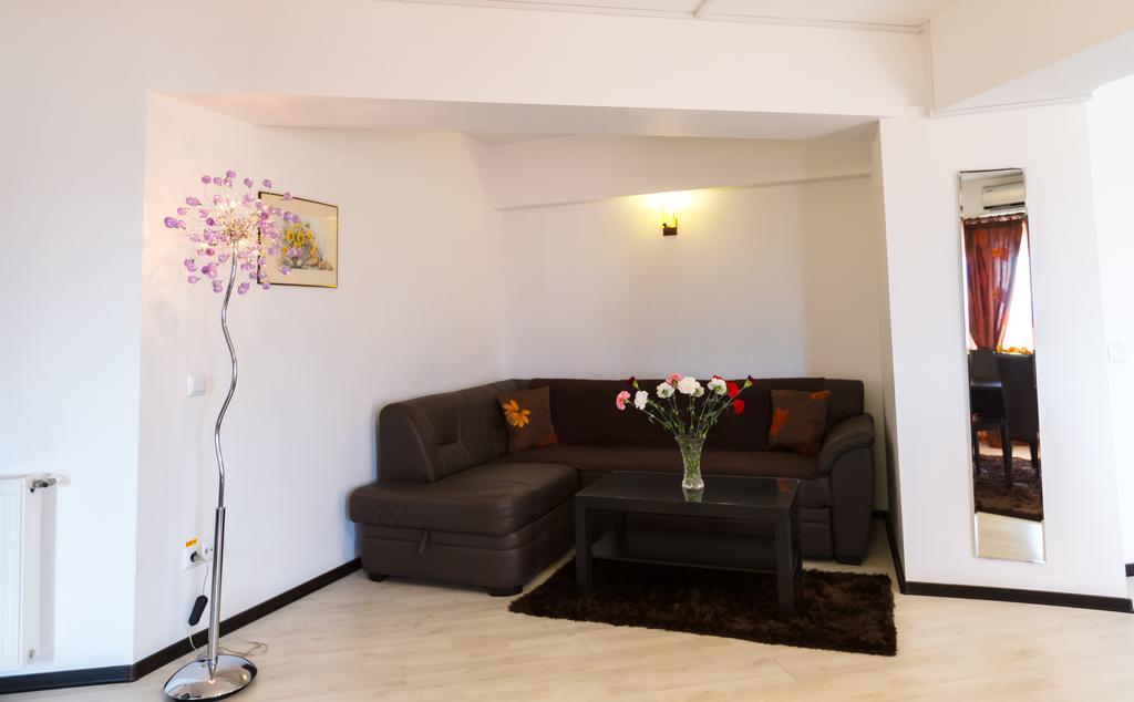 Il Primo Apartments Jassy Zewnętrze zdjęcie