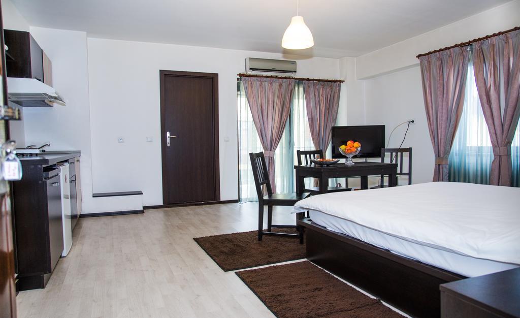 Il Primo Apartments Jassy Zewnętrze zdjęcie