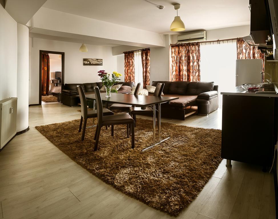 Il Primo Apartments Jassy Zewnętrze zdjęcie